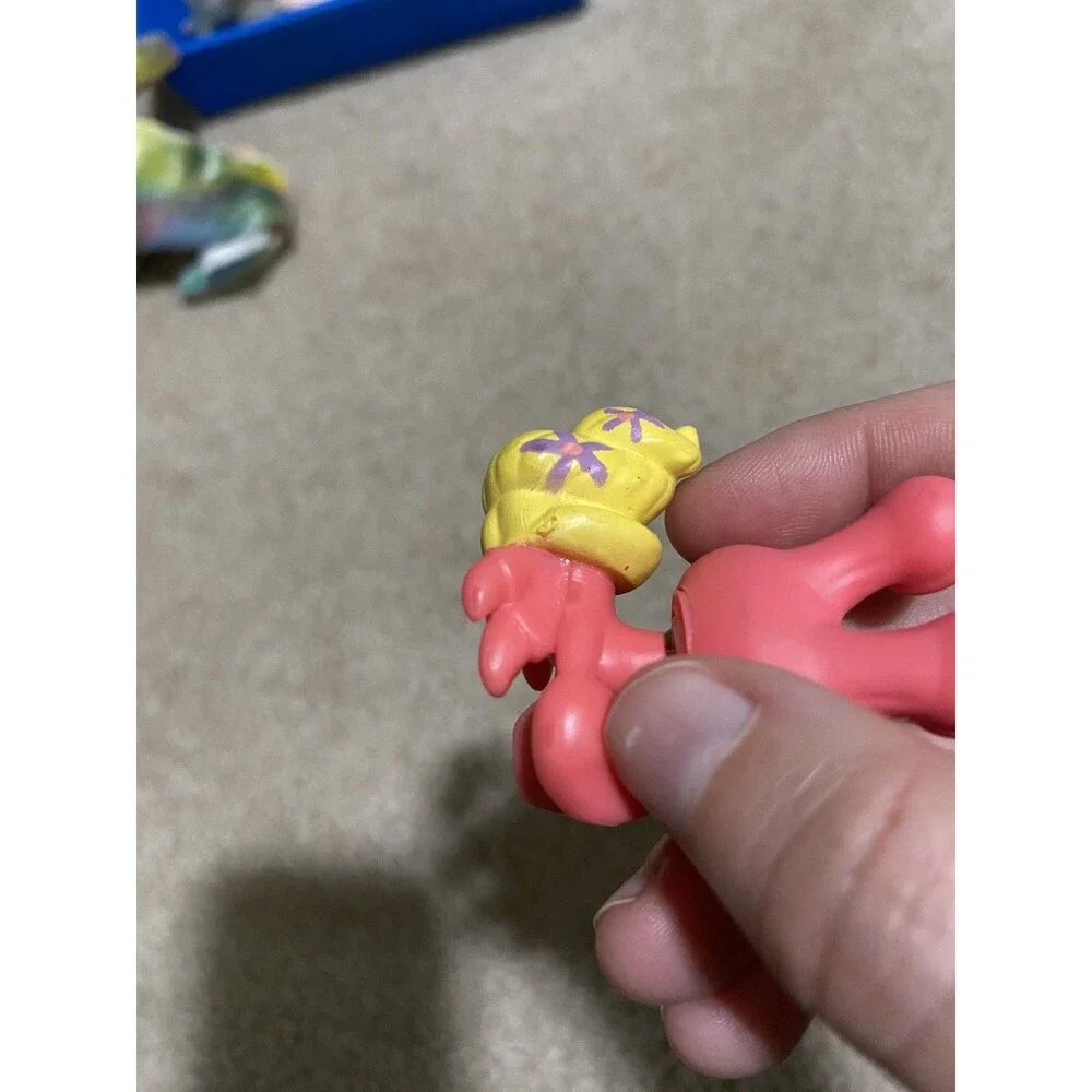 Littlest Pet Shop #62 Hermit Crab Pink Yellow Shell Purple Flower Green Eyes LPS